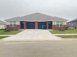 featured image of 1227 Lexington Dr
