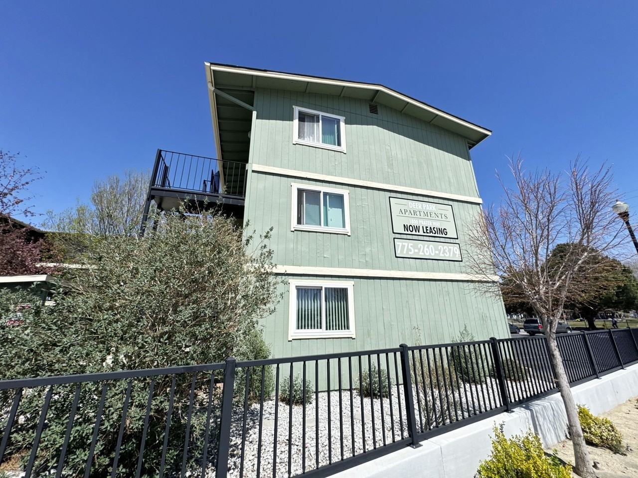 Deer Park Apartments - Photo 5 of 5