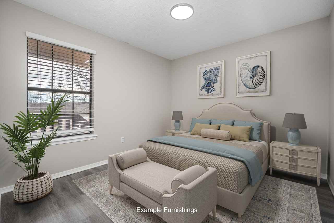 Harbortown Apartments - Photo 4 of 34