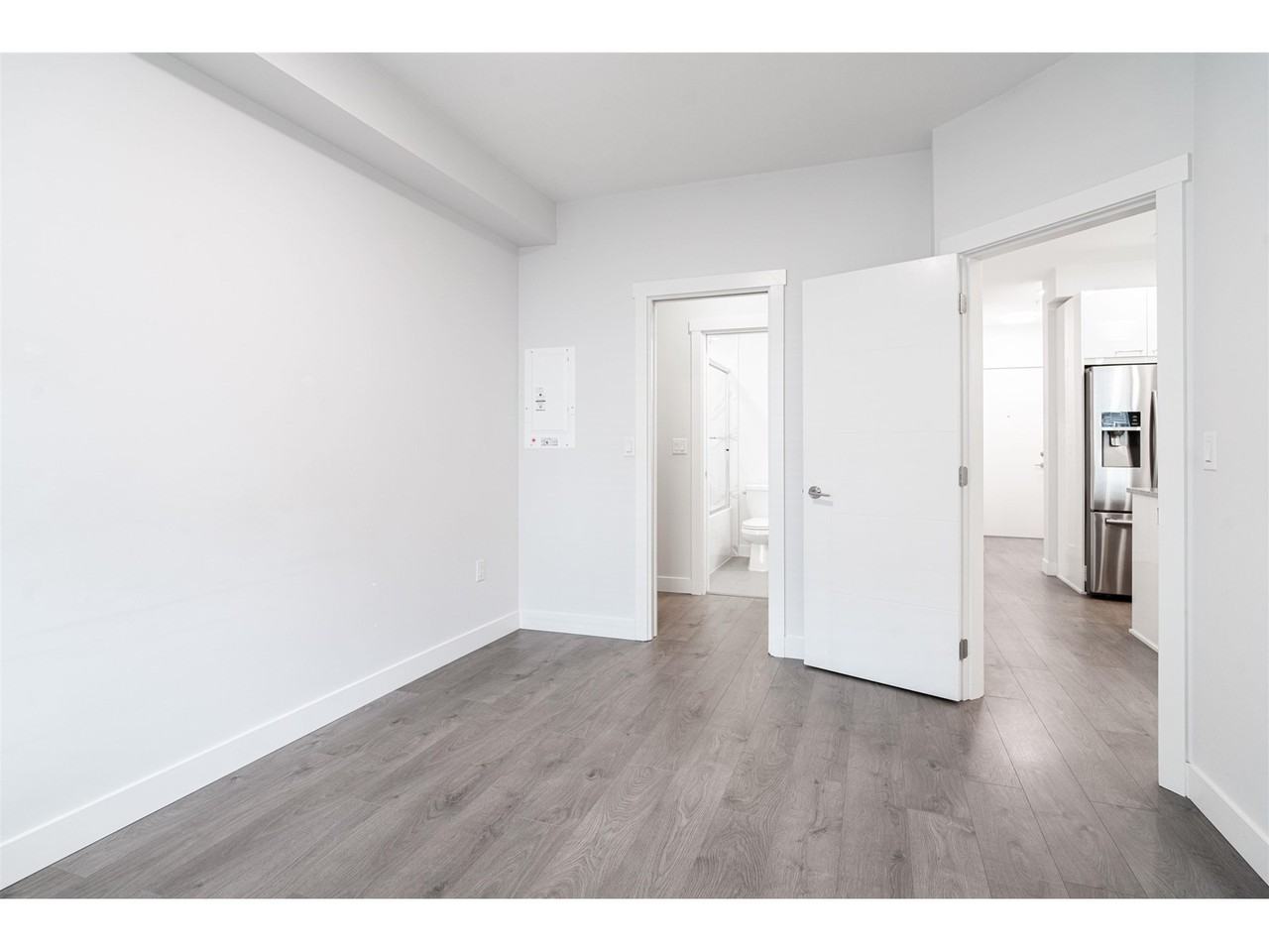 20696 Eastleigh Crescent #214 - Photo 7 of 21