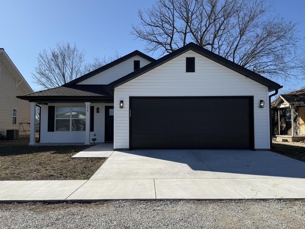 306 N Roney St - Photo 3 of 13