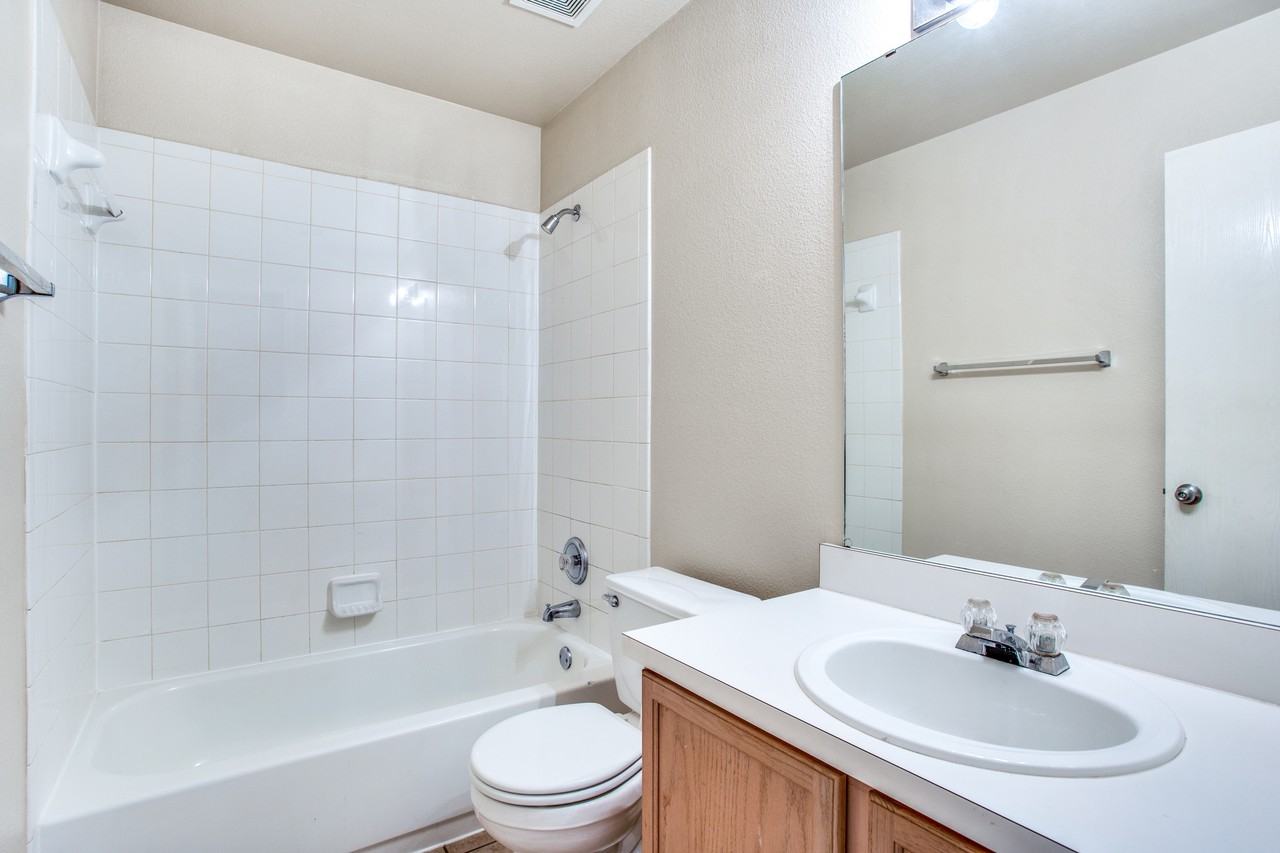 612 Arrowood Pl #1 - Photo 6 of 35