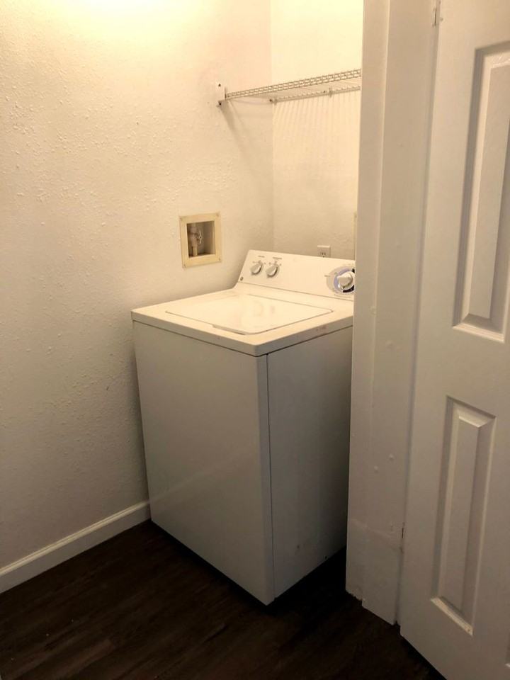 168 168 Varsity Dr. - 168 Varsity Rm A - Photo 5 of 21