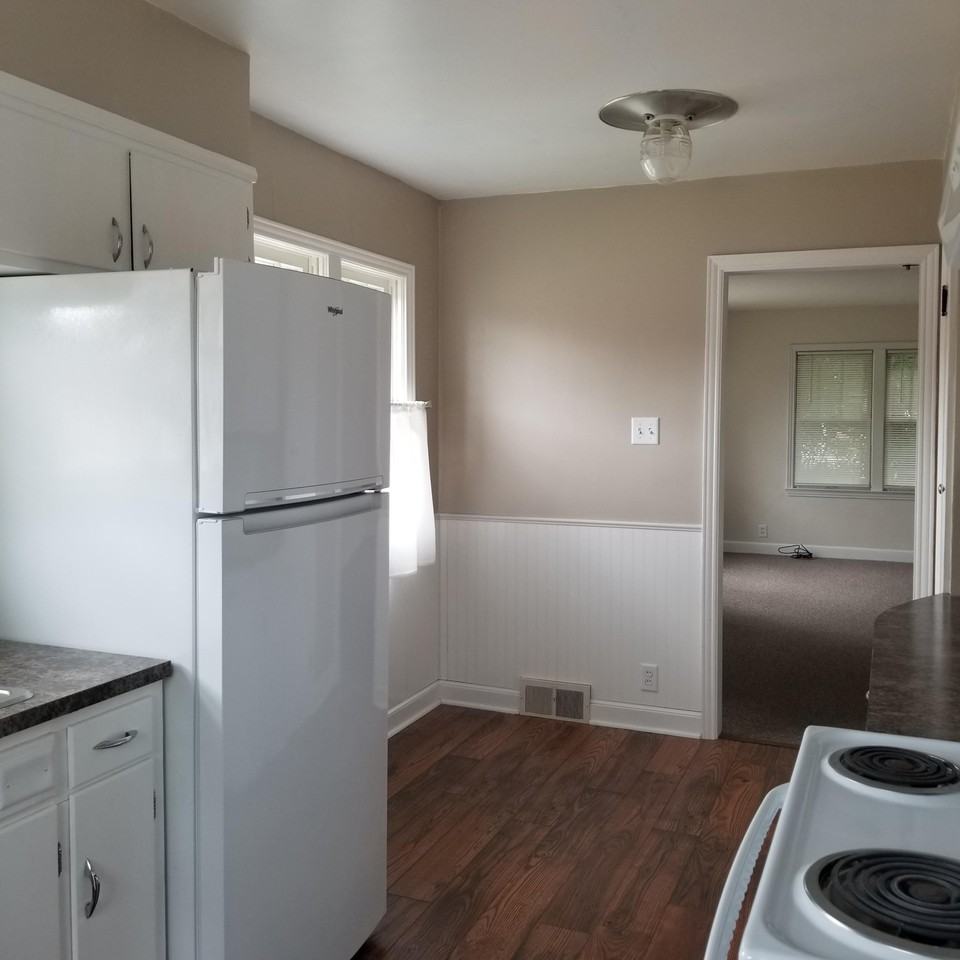 515 Flambeau St - Photo 5 of 32