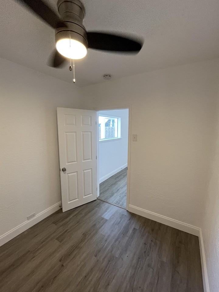 615 Dora St #A - Photo 5 of 12