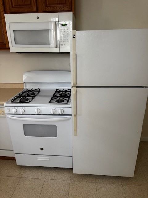 3015 Cambridge St - Photo 4 of 24