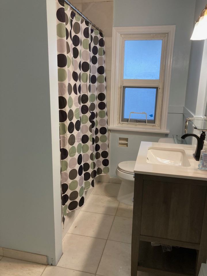 1448 East 37th Avenue - Photo 3 of 6