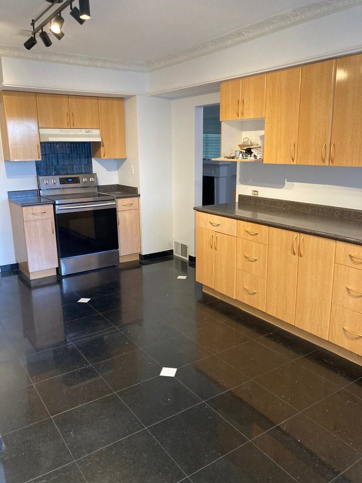 1448 East 37th Avenue - Photo 5 of 6