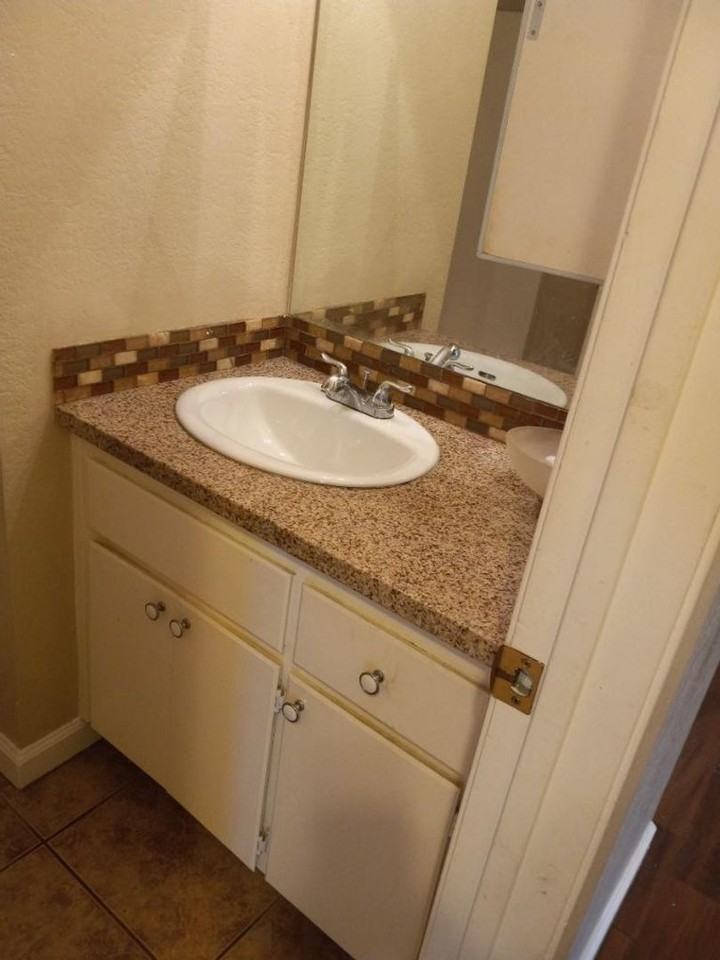 1176 E Lugonia Ave - Photo 7 of 14