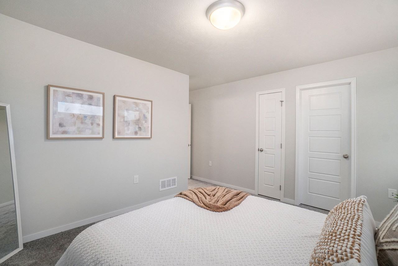 The Slate - Photo 6 of 20