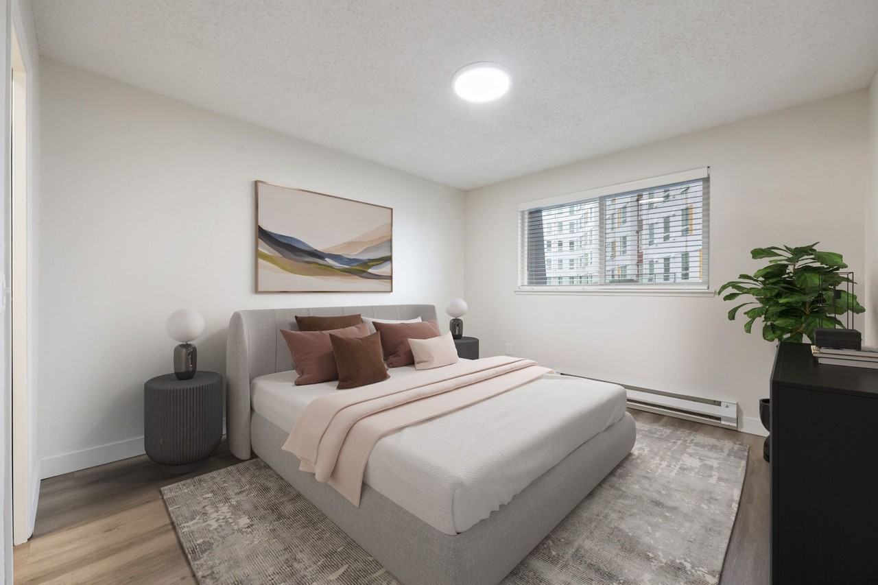 Burnett on the Park Apartments - Photo 5 of 13