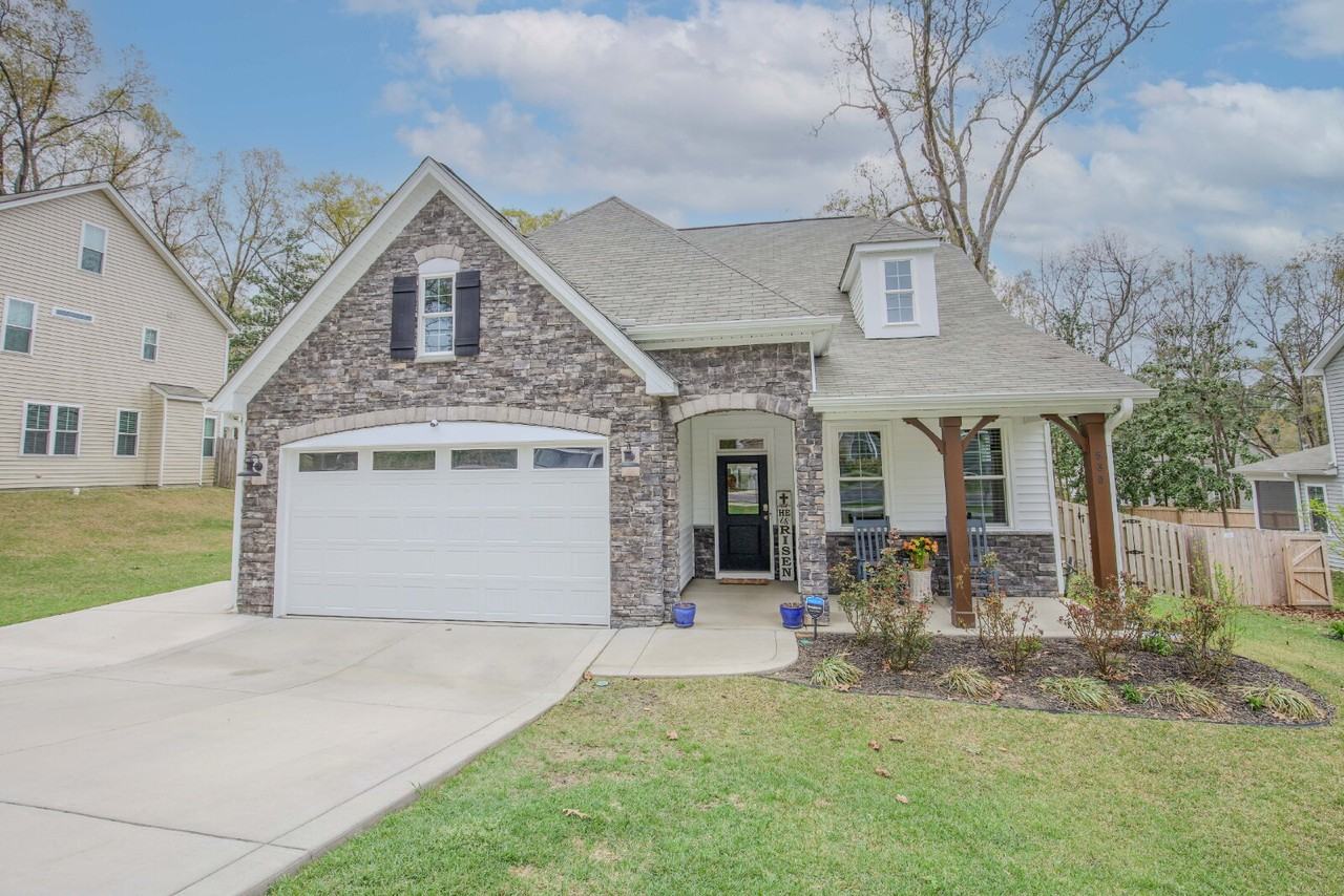 530 E South St - Photo 2 of 50