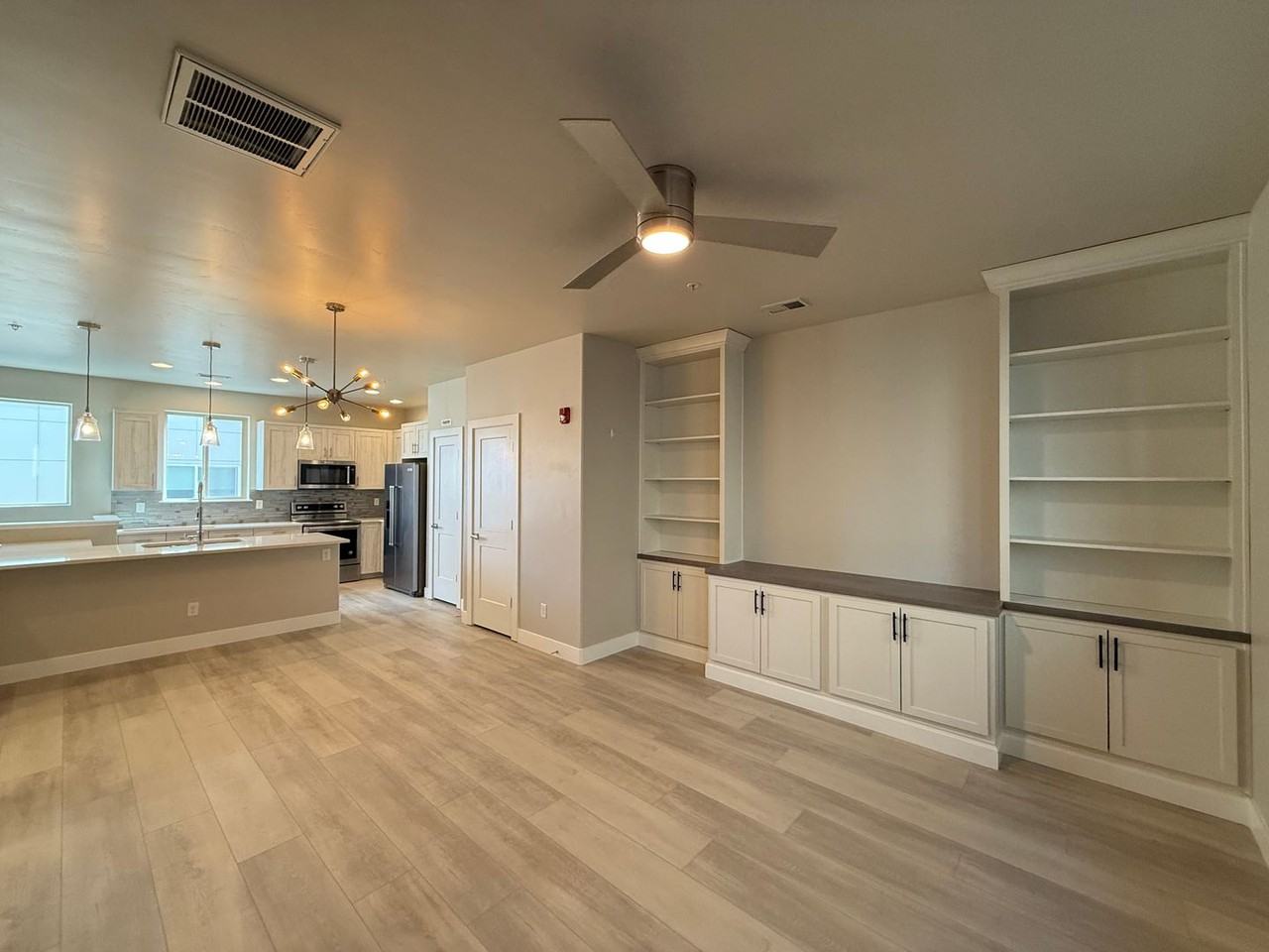 1656 Julian St - Photo 4 of 24