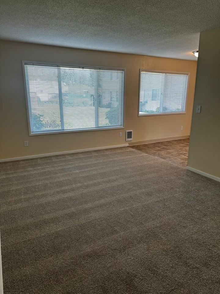105-Cascade Village on 125th LLC - Photo 2 of 30