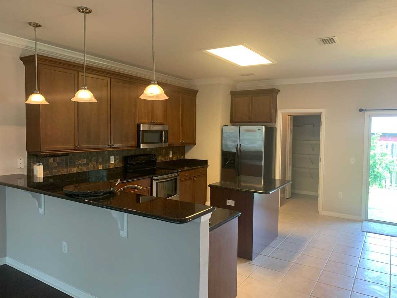 9862 Nw 18th Rd - Photo 5 of 22