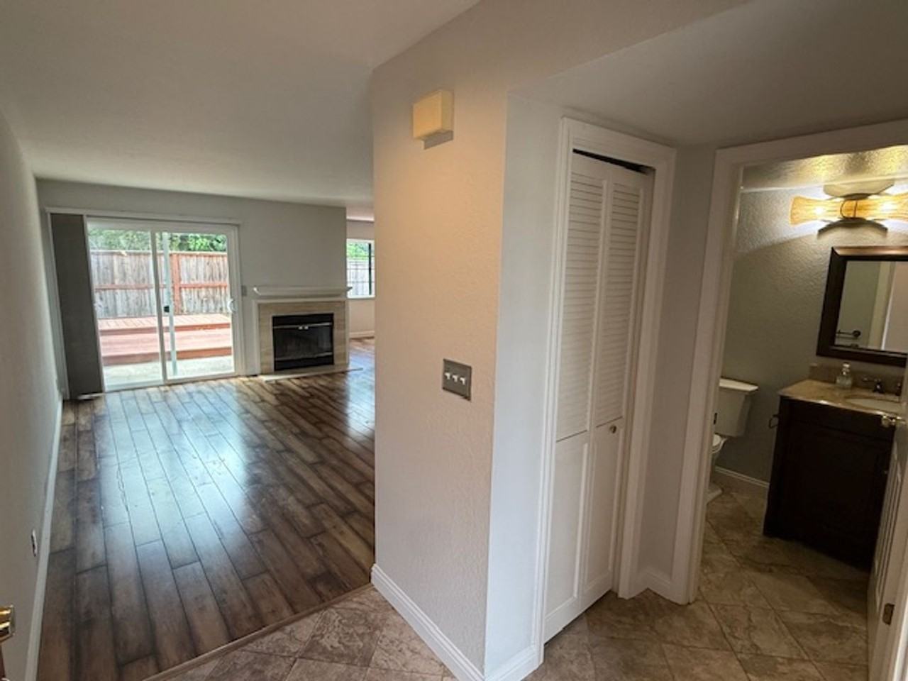 1253 Oak Ridge Ln - Photo 3 of 30