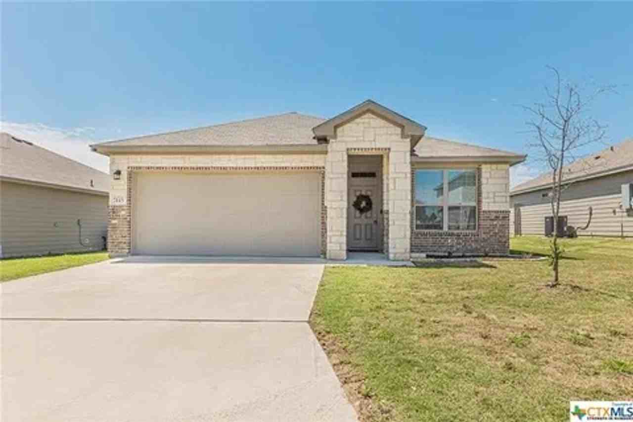 7445 Mossy Ridge Ln - Photo 2 of 29