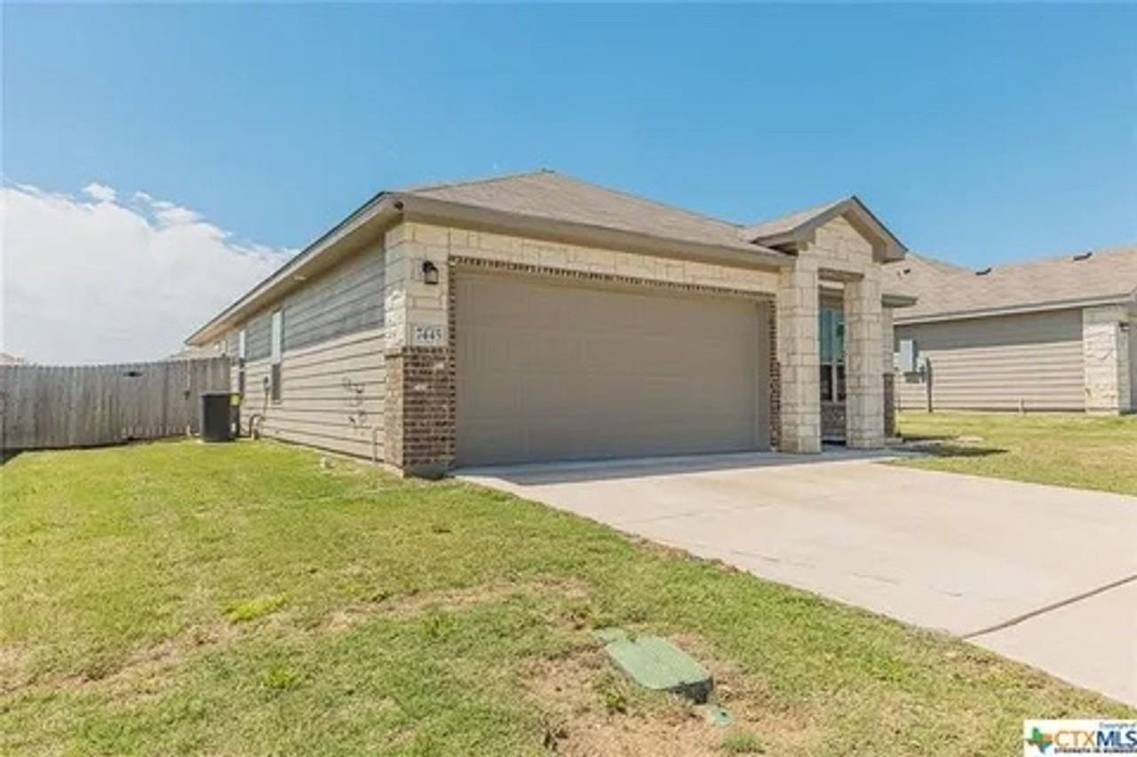 7445 Mossy Ridge Ln - Photo 4 of 29