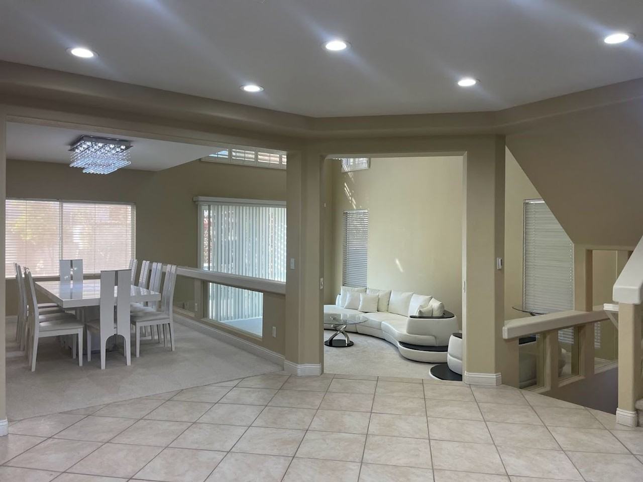 8757 Castle Hill Ave - Photo 7 of 50