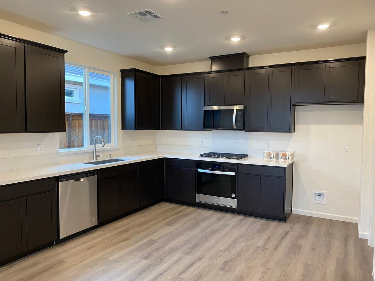 660 Broadfork Cir - Photo 6 of 25