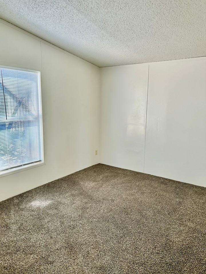 6288 S Flowing Water Pl - Photo 4 of 18