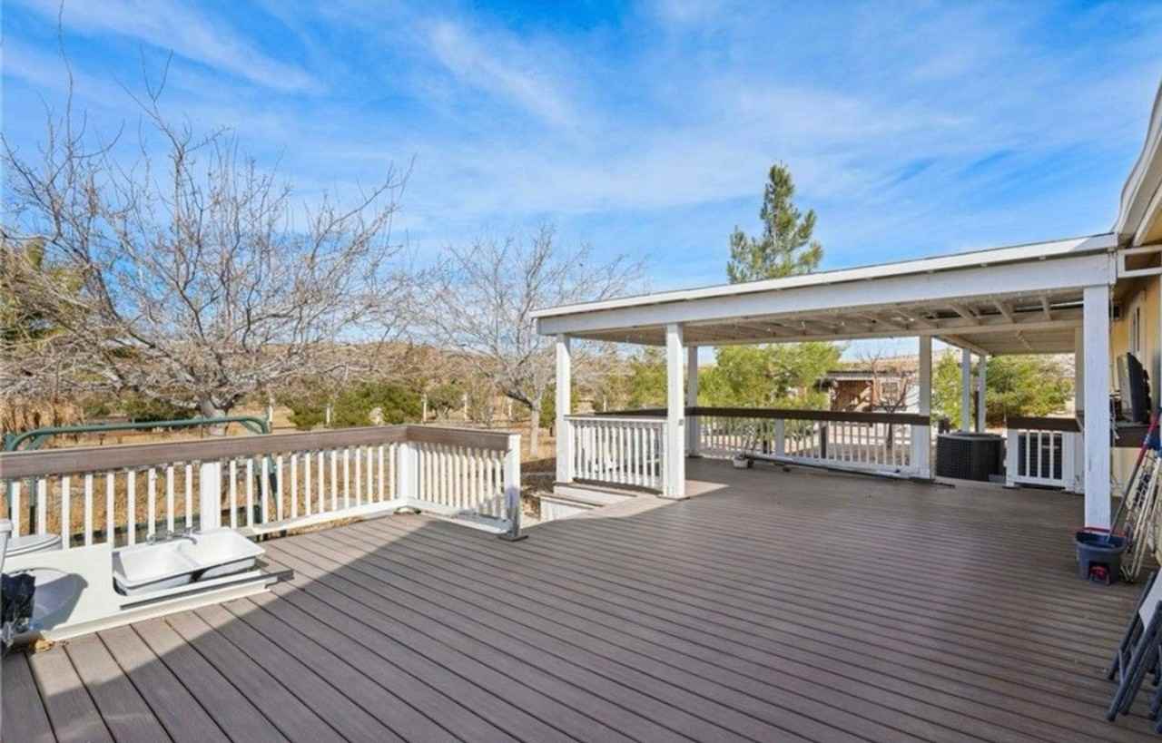 11657 Fort Tejon Rd - Photo 3 of 6