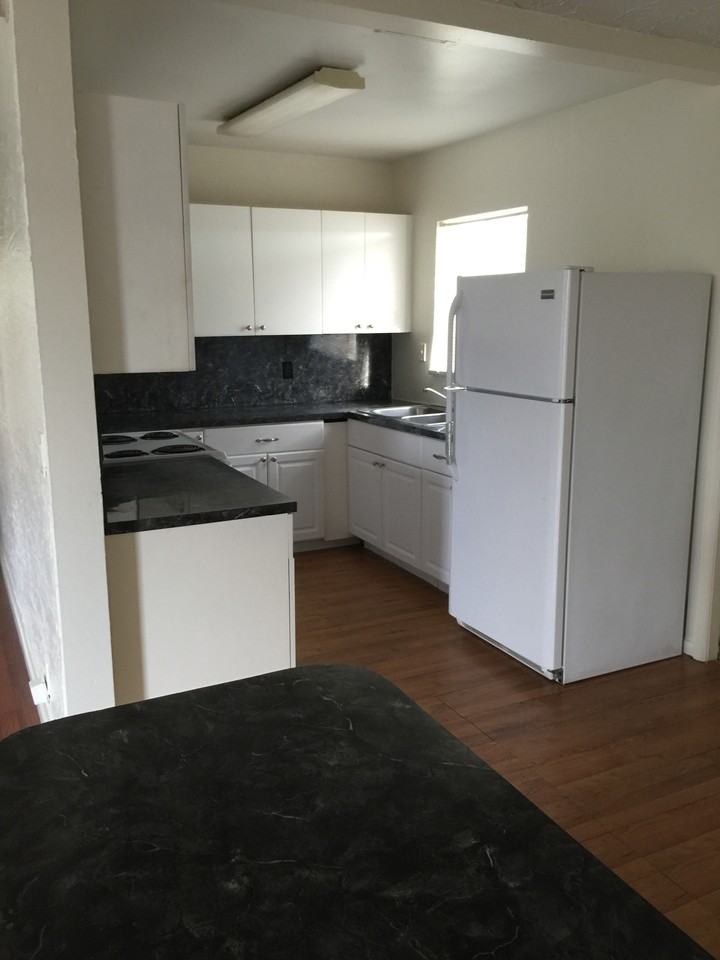 1414 S Seacrest Blvd - Photo 2 of 20