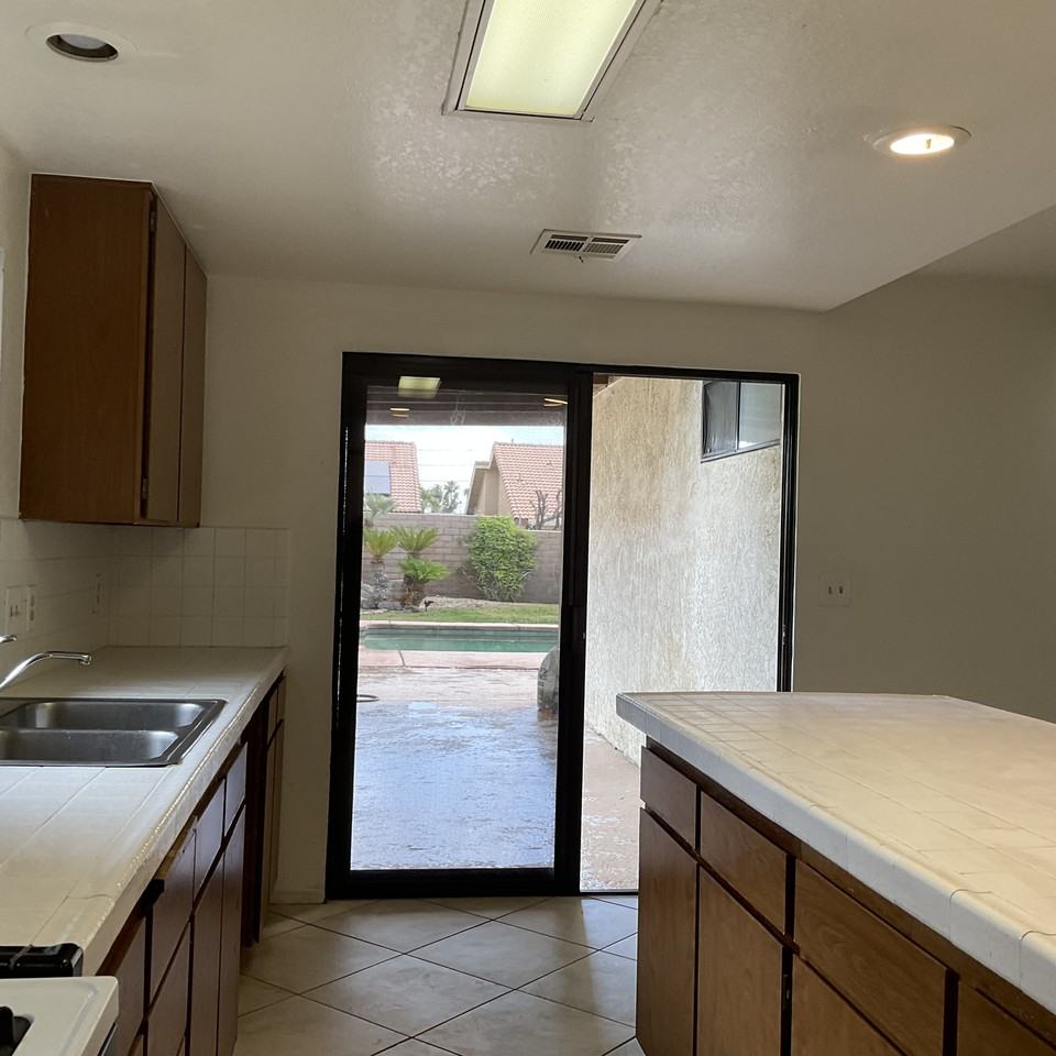 34220 Linda Way #NA - Photo 7 of 46