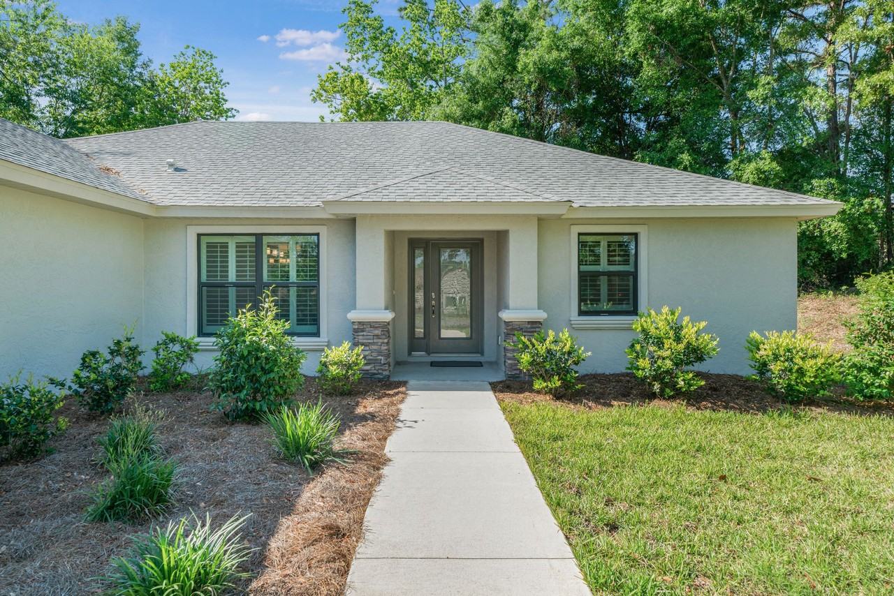 2481 N Brentwood Cir #NA - Photo 2 of 30