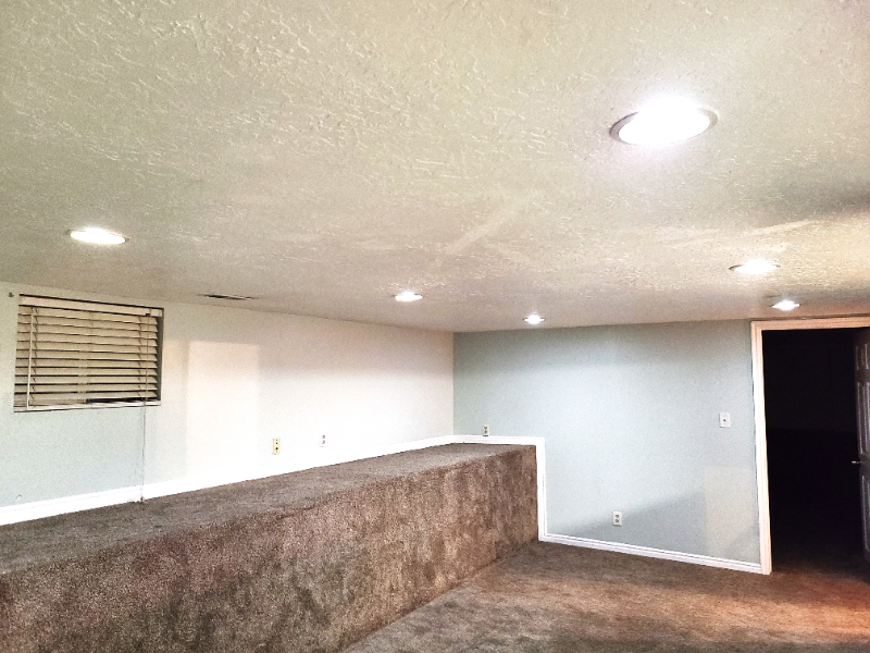 621 E Bryan Ave - Photo 4 of 11