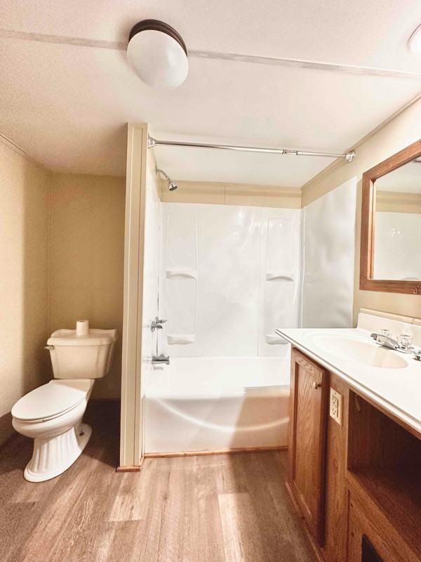 1135 Austin St #7 - Photo 4 of 6