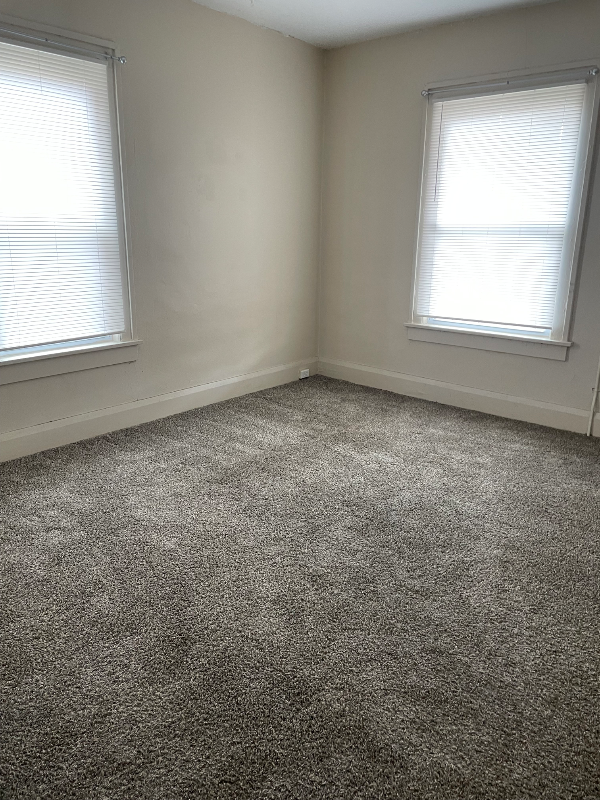 334 Robbins Ave #334 - Photo 3 of 11