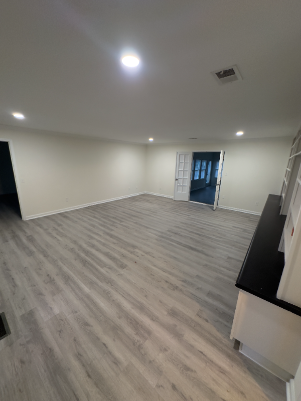 1131 Dell Ave Se - Photo 3 of 20