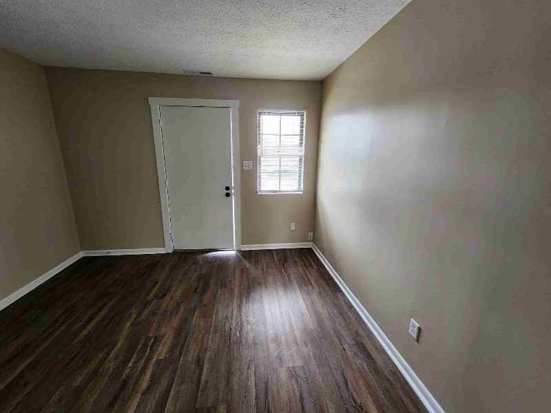 530 N Union St #16A - Photo 5 of 8