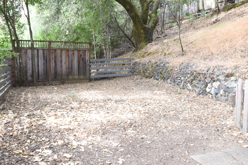 155 Cherry Creek Rd - Photo 7 of 8