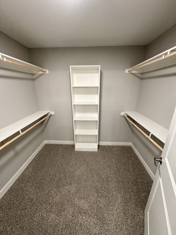 8425 Valley Spring Drive - Photo 7 of 10