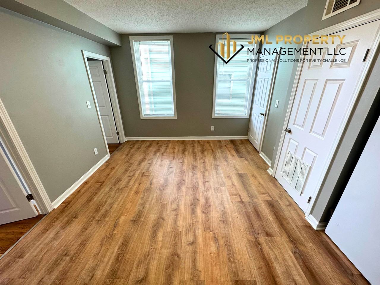 321 Union St - Photo 2 of 14