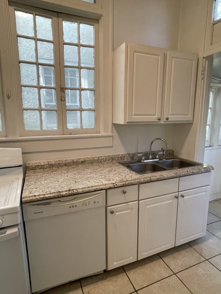 7820 St Charles Ave. - Photo 5 of 10