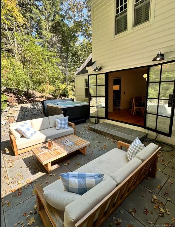 23 Cook St - Photo 2 of 39