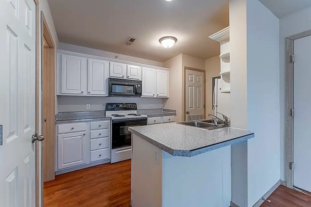 Watermill Park Apartments - Photo 7 of 38