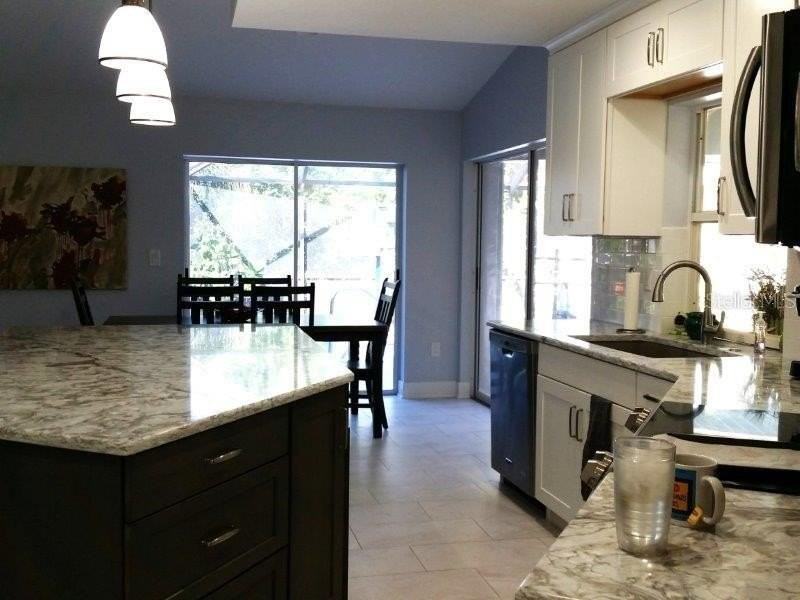 1412 Waxwing Court - Photo 5 of 29