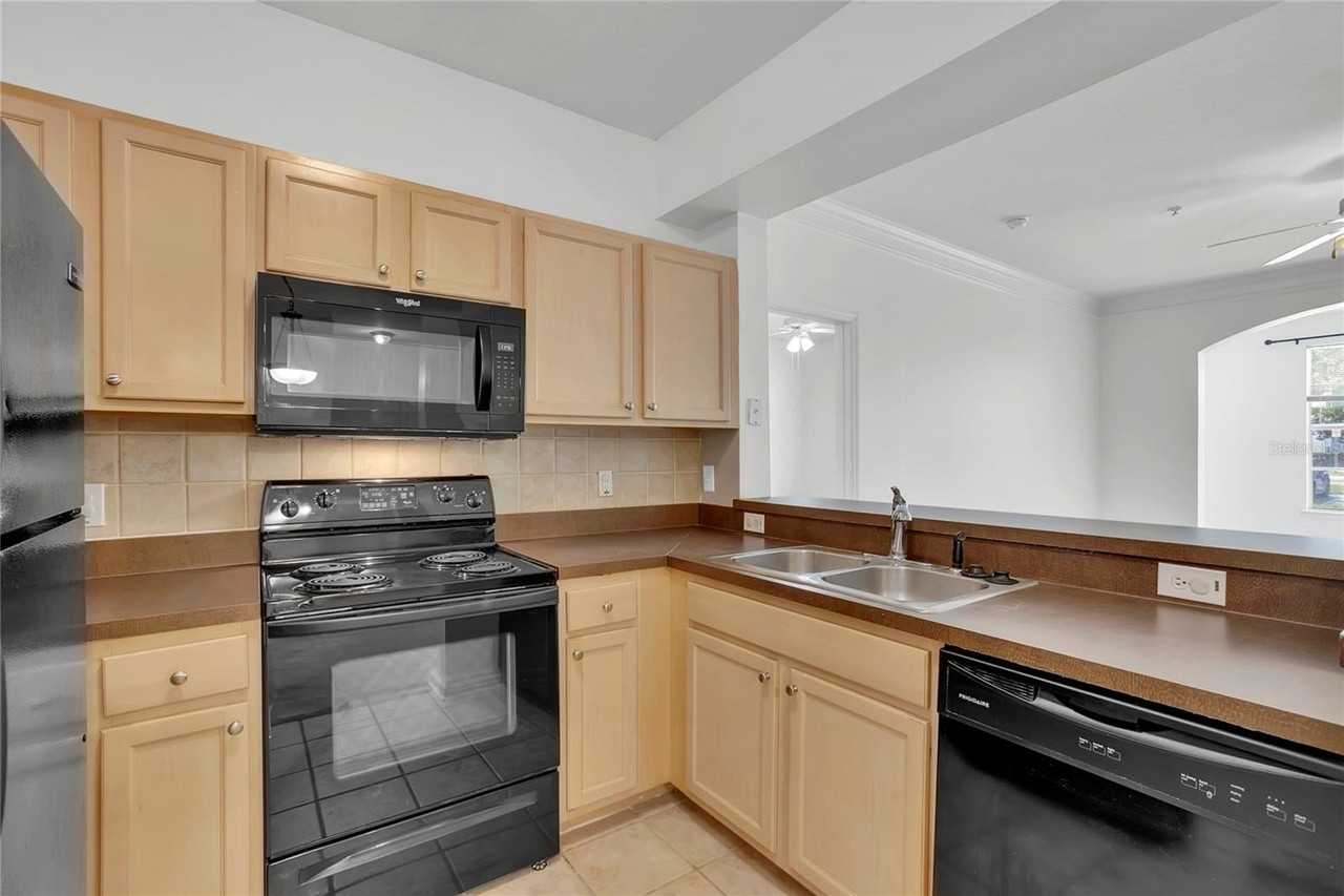 12831 Madison Pointe Circle #107 - Photo 3 of 11