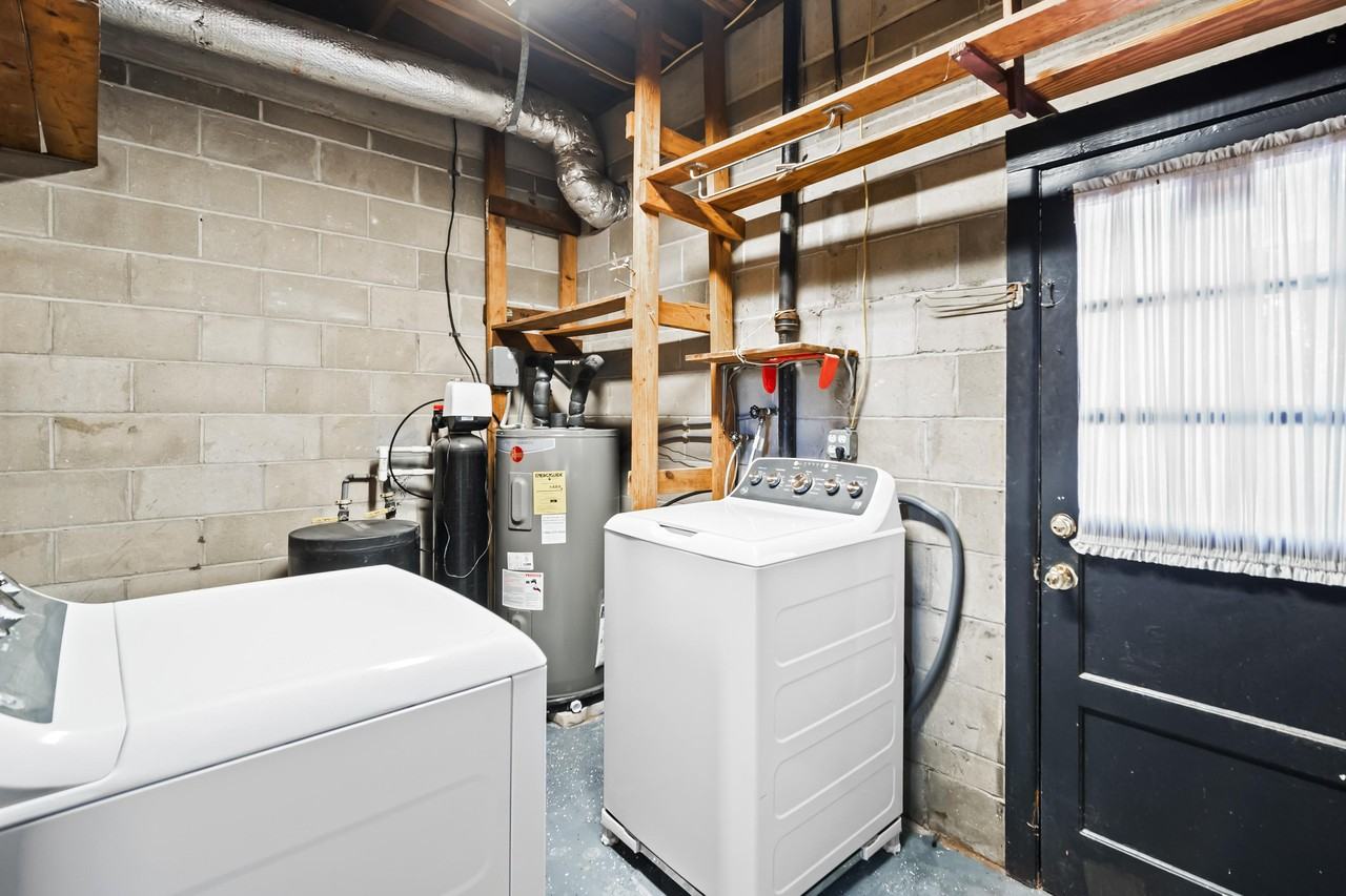 Rogero Rd - Photo 7 of 12