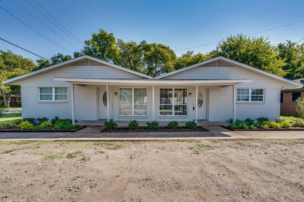 116 N 12th St #B - Photo 4 of 24