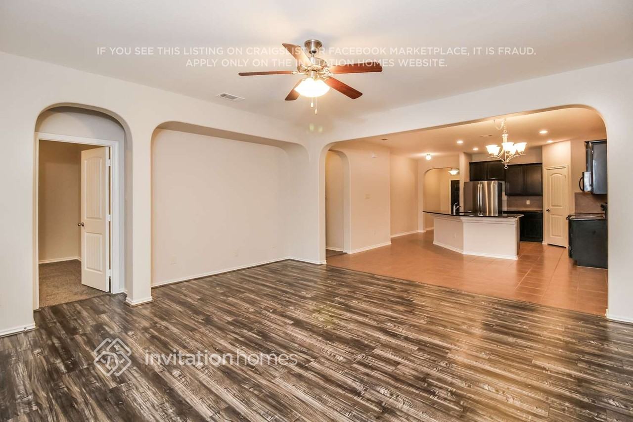 717 Santa Rosa Dr - Photo 4 of 16