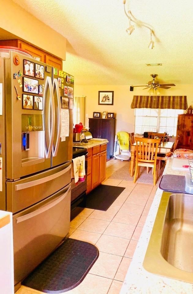 222 Success St - Photo 4 of 23