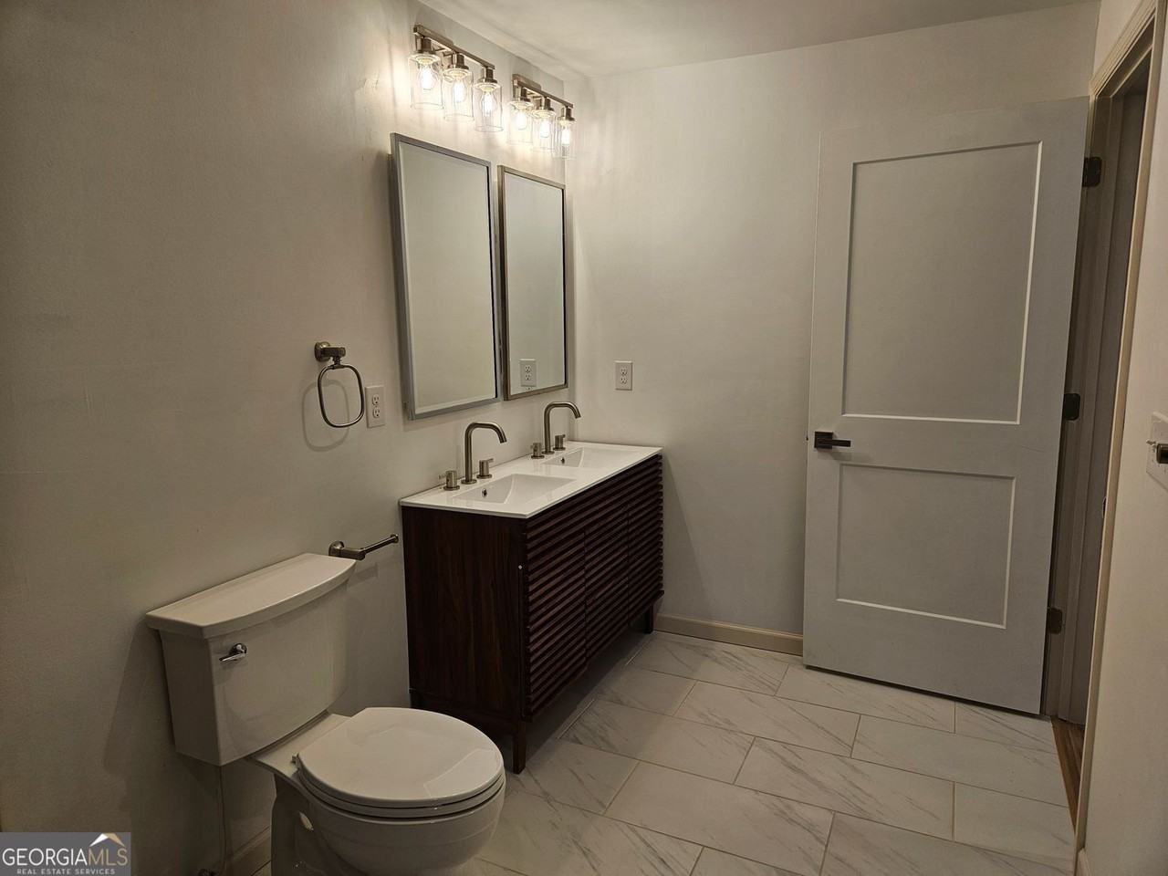 2272 Collier Drive - Photo 6 of 18