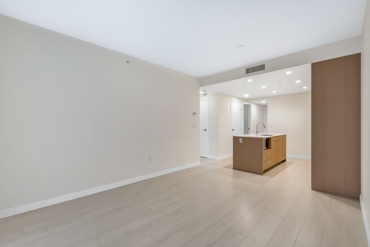 5580 No. 3 Road #10xx - Photo 5 of 17