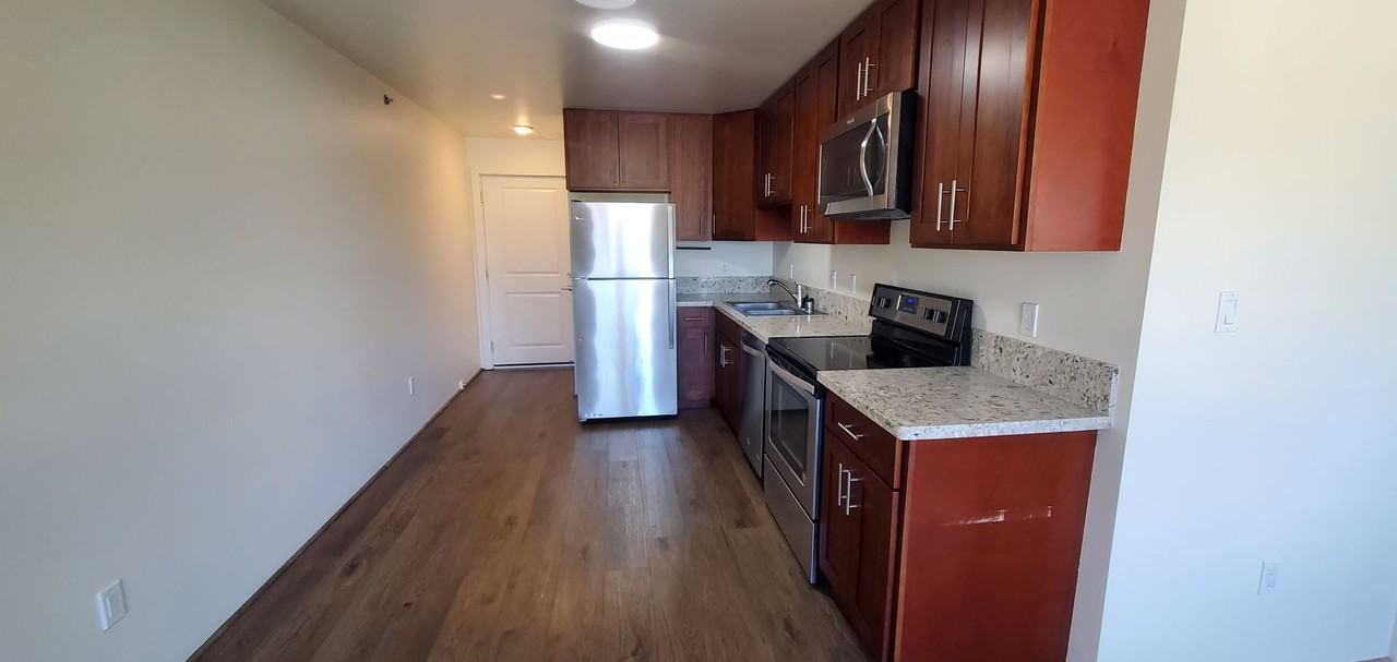 101 Maluniu Ave #207 - Photo 6 of 10