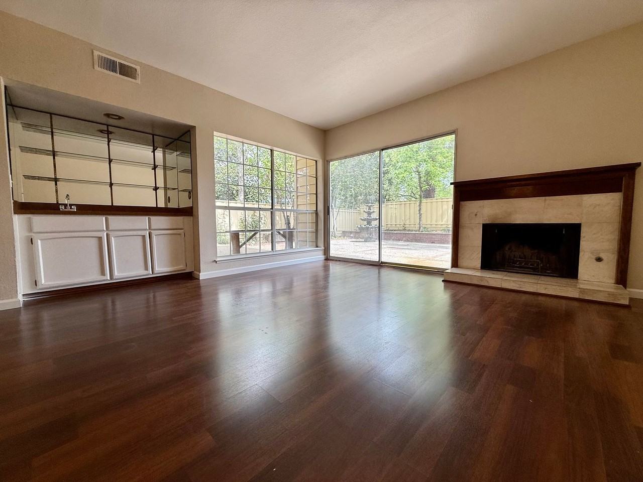 1973 Stratton Cir - Photo 2 of 18
